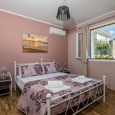 Sofia'S Apartments Razáta Dış mekan fotoğraf