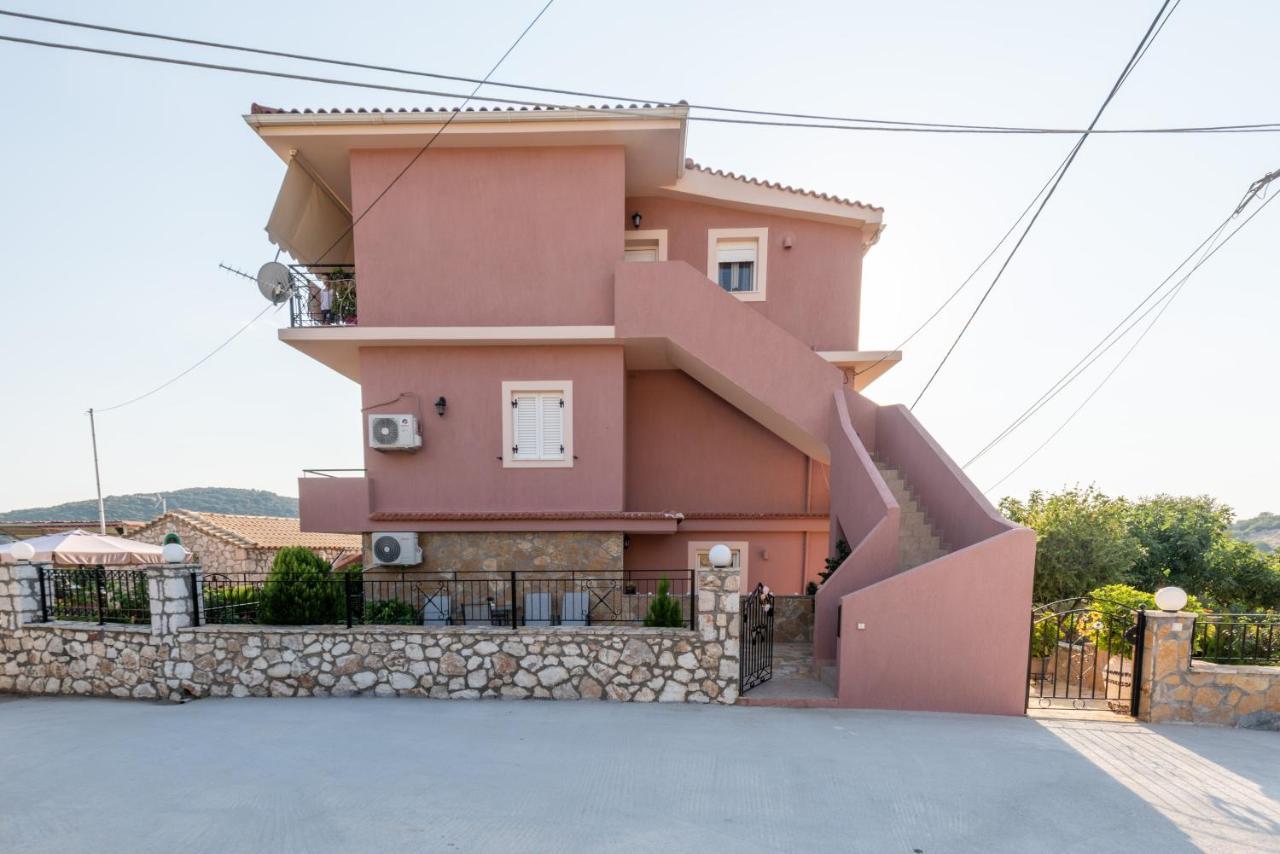 Sofia'S Apartments Razáta Dış mekan fotoğraf
