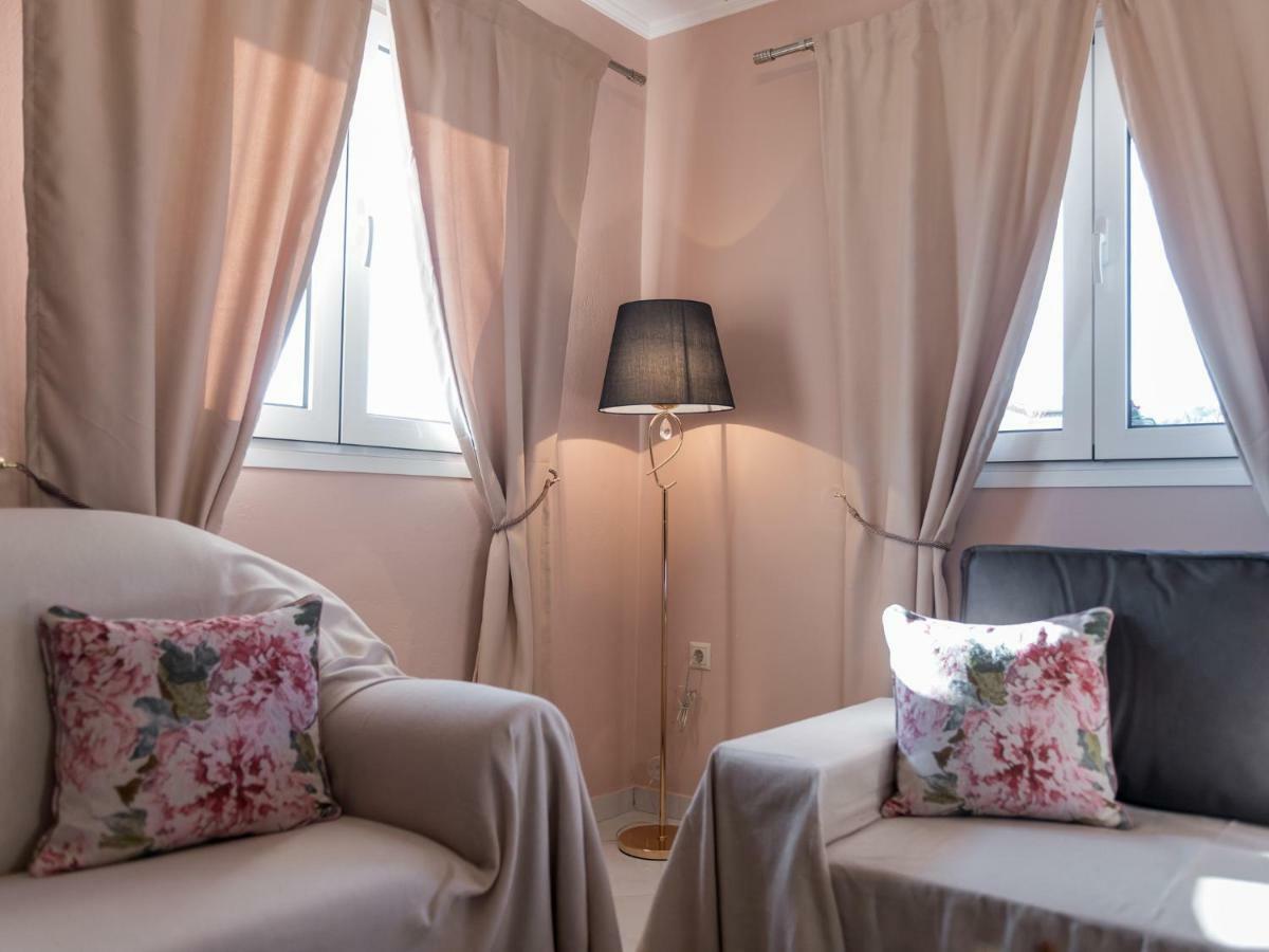 Sofia'S Apartments Razáta Dış mekan fotoğraf